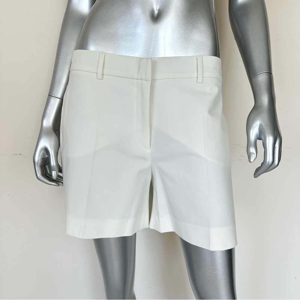 NEW!! Loro Piana women white shorts size 10 US Authentic